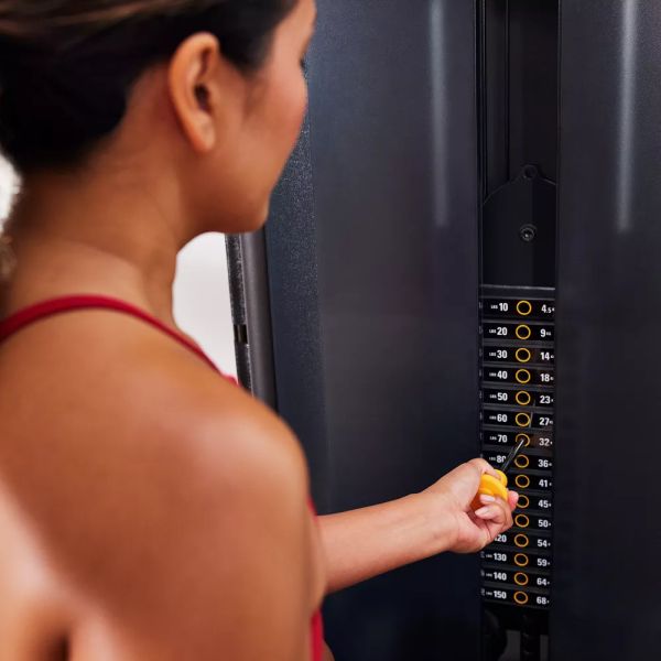 Matrix FTR30 Functional Trainer Detail 2